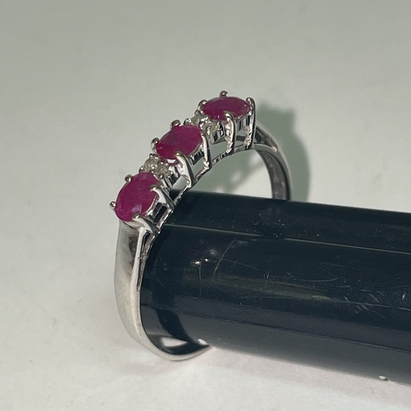 Solid 10K (not 14K ) White Gold Natural Oval Cut Ruby Trio Diamond Band Ring - Picture 5 of 16